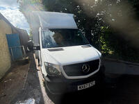 MERCEDES-BENZ SPRINTER
