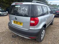 SKODA YETI